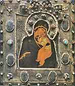 The Virgin Eleousa (of Yaroslavl). 15th century. Mounting  - 16th century.