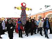 The  participants carry an effigy of  Winter in order to burn it at the end if the feast