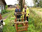 Expedition, collecting objects of  everyday life, in Nizhni Novgorod Region. 2007. Gorozhanina S.V. (on the right), Polosinova T.A.