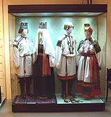 Hall 2. Wedding costumes. The Voronezh Province. Early 20th century 